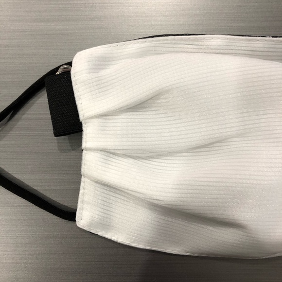 Brand New USB Rechargeable LED Light Up Face Mask - Picture 9 of 16